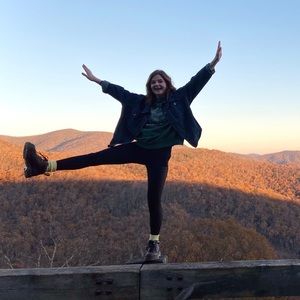 Meet your Posher, Linsey